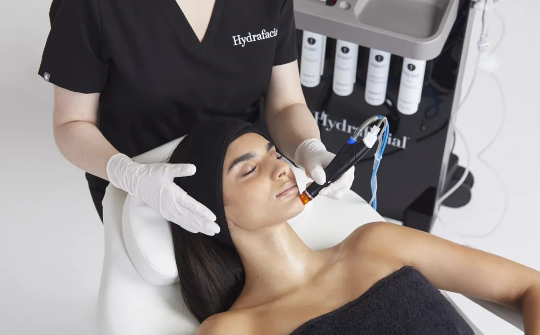 Hydrafacial skin treatment at Wellface